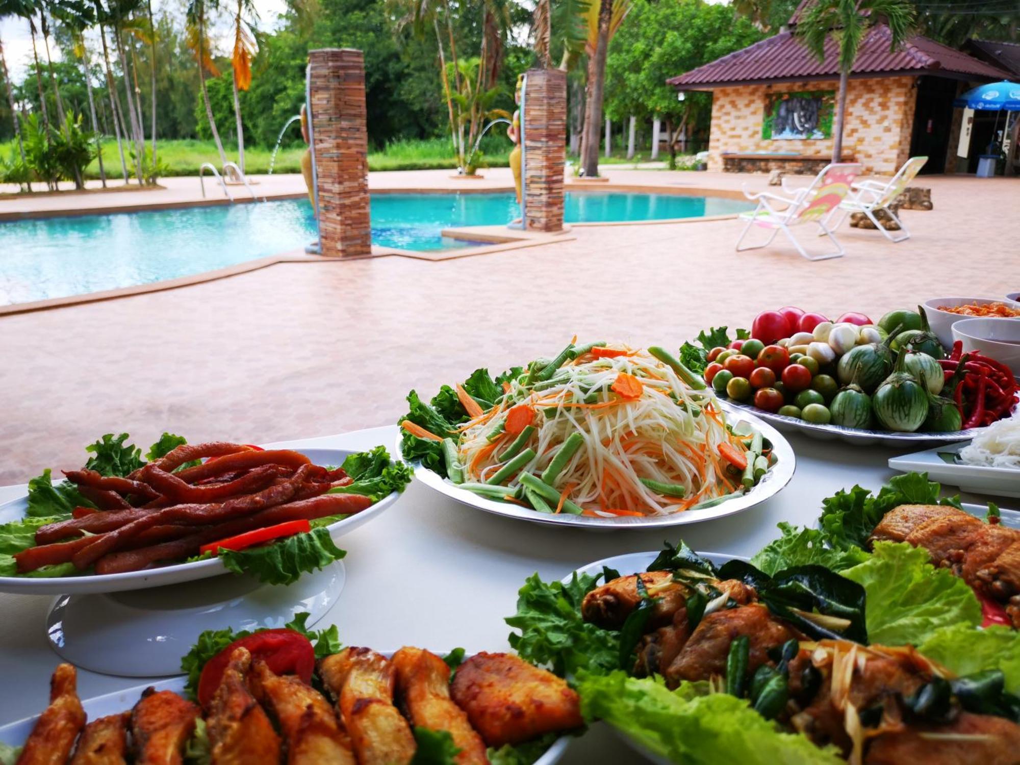 Rs Phong Riverside Resort Кхонкен Екстер'єр фото