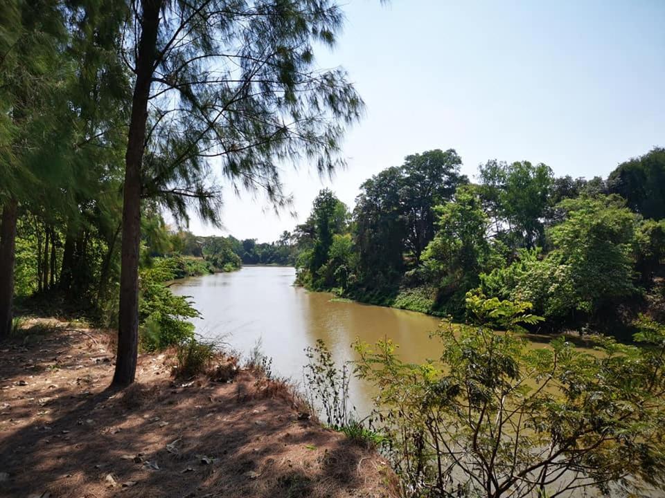 Rs Phong Riverside Resort Кхонкен Екстер'єр фото