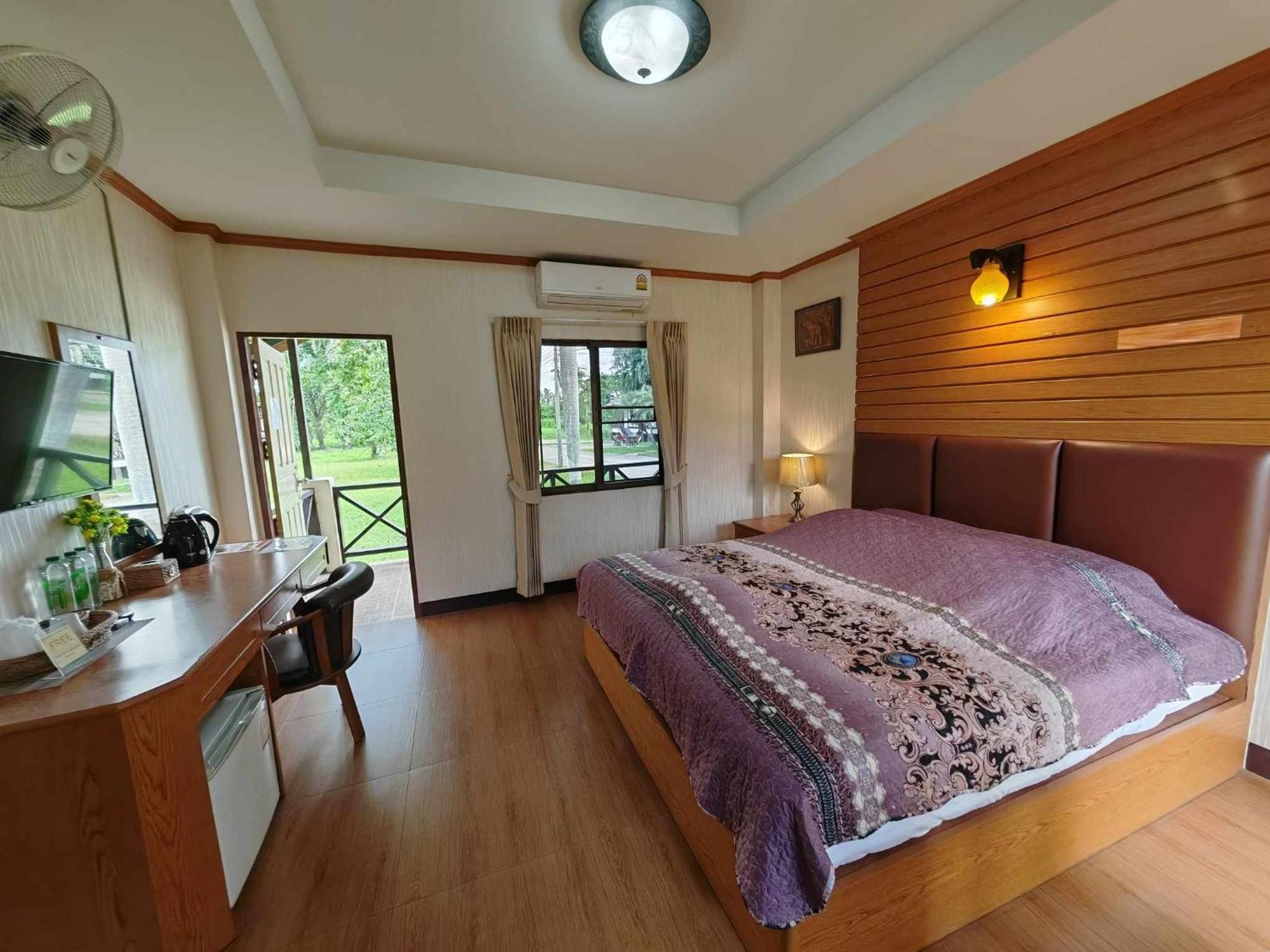 Rs Phong Riverside Resort Кхонкен Екстер'єр фото