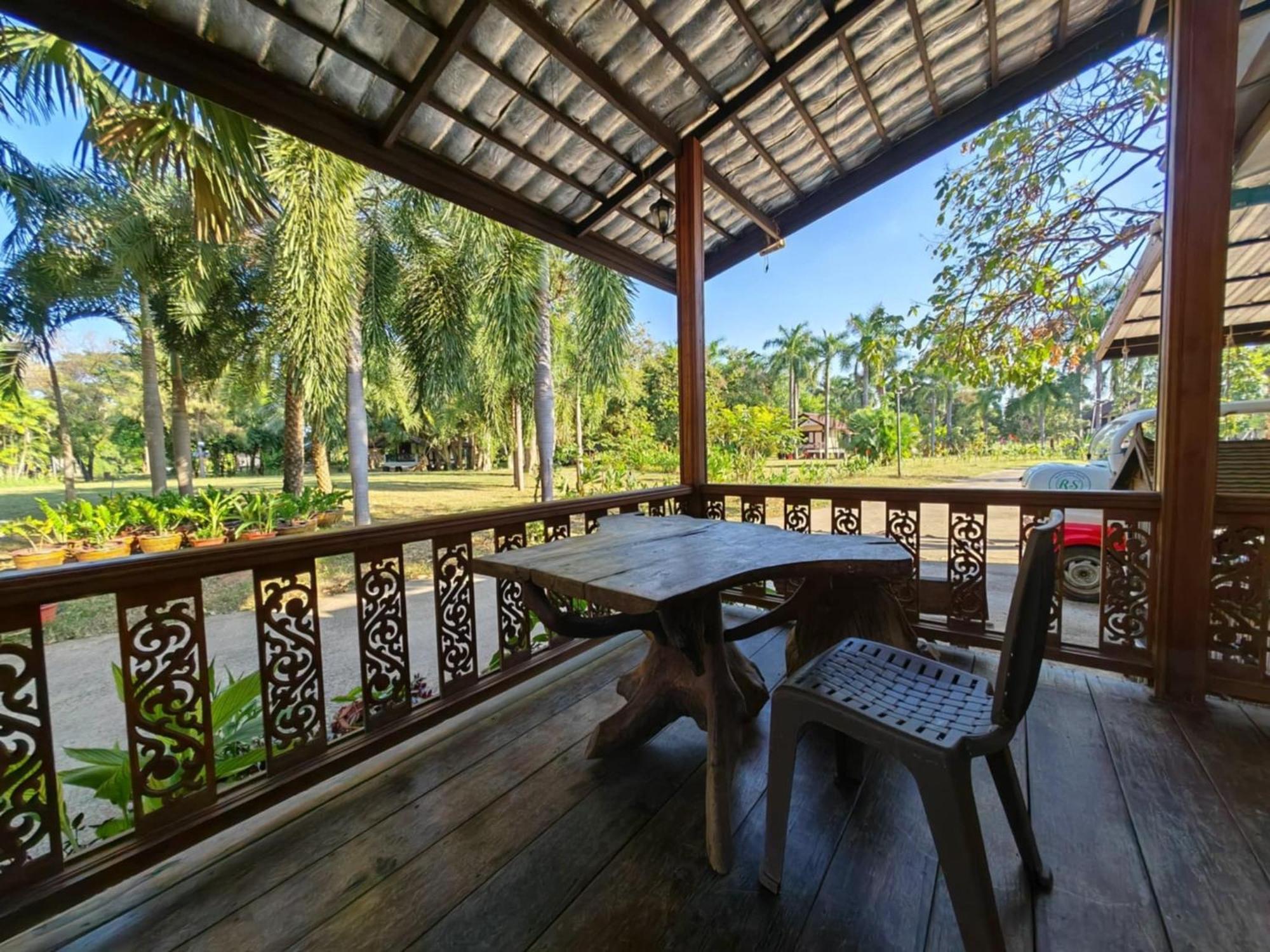 Rs Phong Riverside Resort Кхонкен Екстер'єр фото